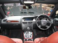 【東京モーターショー07】アウディ和田デザイナー…A4：クラシックに 画像