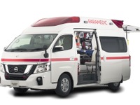 日産、リチウムイオン補助バッテリー搭載の救急車を出展予定…東京国際消防防災展 画像
