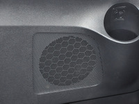 デッドニングとは？…ドアスピーカー［取り付け方で音が変わる］ 画像