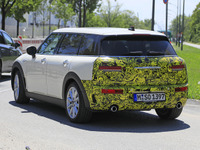 MINIクラブマン、改良型でデザイン刷新へ…最新のBMWインフォテイメント装備 画像
