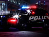 警察車両も電動化、フォード ポリスインターセプター 新型…ハイブリッドSUV初の追跡仕様 画像