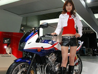 【東京モーターショー07】コンパニオン写真蔵…ホンダ 二輪 画像