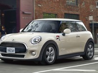 新型MINI、特別仕様車「ヴィクトリア」発売 英国らしさを強調 画像