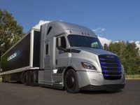 ダイムラーの新開発EV大型トラック、実証テストへ…2021年から量産予定 画像