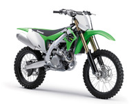 カワサキ、市販モトクロッサー KX450 を大幅改良 新エンジン搭載で出力アップ 画像