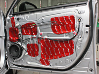 ［取り付け方で音が変わる］ドアスピーカー…キャンセリング対策の実際 画像