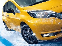 日産 ノート e-POWER、全輪モーター駆動の4WD車を追加 画像