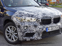 BMW X1、改良モデルでPHEV追加か…日本導入は 画像