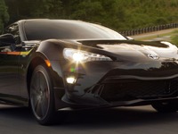 トヨタ 86 に「TRD」、完璧なパフォーマンスを追求…米2019年型 画像