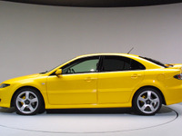 【東京シヨー2001出品車】マツダ『アテンザ』---『カペラ』後継ではない 画像