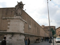 アルファに乗った警察トップ、身障者パス不正使用でクビ 画像