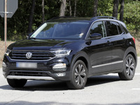 VWの最小SUV「Tクロス」日本導入は2020年か…最終デザイン 画像