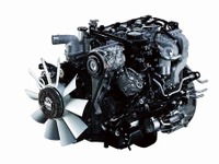 三菱ふそうの新型4気筒エンジンは、準中型トラック市場最大級のダウンサイジング 画像