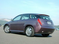 【東京ショー2001出品車】スバルはワゴンで牙城を築くよ---『WX-01』 画像