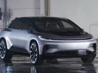 米ファラデー初のEV、『FF 91』…最初の1台がラインオフ 画像