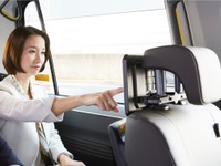 交通系ICや電子マネーでも料金決済できるタブレット、Japan Taxiが開発 2020年までに5万台配備 画像