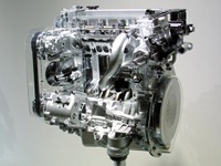 【東京ショー2001出品車】掛け値なしの最新、マツダ『NewI-4エンジン』 画像
