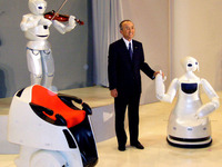トヨタ渡辺社長、10年代の早期にパートナーロボ実用化 画像
