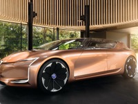 ルノーのロボットカーコンセプト、3部作が完結へ…パリモーターショー2018で発表予定 画像