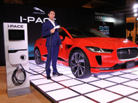 錦織選手「大坂選手のプレーにしびれた」…ジャガーの電気自動車 I-PACE 発表会で 画像