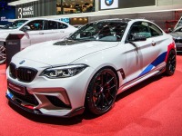 BMW、M2コンペティション に「Mパフォーマンス」発表…パリモーターショー2018 画像