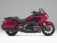 ホンダ ゴールドウイング、ベーシックモデルにDCT仕様追加へ 画像