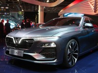 ベトナム初の自動車はセダンとSUV、デザインはピニンファリーナ…パリモーターショー2018 画像