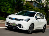 広汽三菱、中国で新型SUV 祺智EV の生産開始 電動車両の普及加速へ 画像