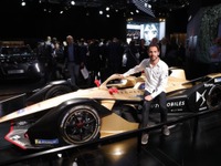 DSがフォーミュラE レーサー発表、モーターは338馬力…パリモーターショー2018 画像