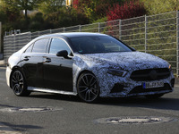 メルセデスAMG、初設定「A35セダン」プロトタイプを激写!日本導入の可能性も 画像