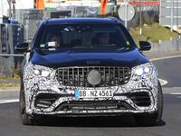 メルセデスAMG「GLC63」が初の改良へ、どこが変わる?パワーは? 画像