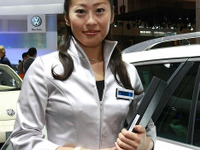 【東京モーターショー07】コンパニオン写真蔵…VW その5 画像