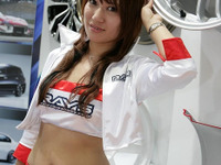【東京モーターショー07】コンパニオン写真蔵…RAYS 画像