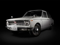 日本自動車殿堂、歴史遺産車に日野アンダーフロアーエンヂンバス BD10型、カローラ、ホンダ CB750 FOURを選定 画像