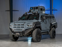 核兵器も毒ガスも怖くない!装甲車「セネターAPC」、市販化へ 画像