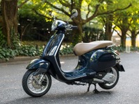【ベスパ プリマベーラ125 試乗】気分は「工藤ちゃん」!? 生活を彩るロマンの1台…青木タカオ 画像
