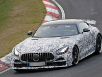 メルセデスAMG GT R がさらに過激に進化…サーキット仕様「CS」がニュル激走 画像