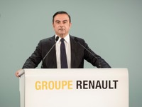 ゴーン容疑者、逮捕前に日産・ルノー統合を水面下で画策［新聞ウォッチ］ 画像