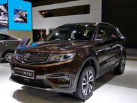 プロトン初のSUV『X70』、年内発売予定…クアラルンプールモーターショー2018 画像