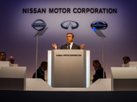 ゴーン容疑者の“逆襲”　逮捕から1週間、黙秘せずに容疑を否認［新聞ウォッチ］ 画像