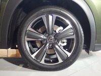 【レクサス UX】ダンロップのランフラットタイヤ「SP SPORT MAXX 050 DSST CTT」を新車装着 画像