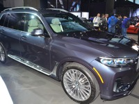 BMW X7、最上級SUVは7万3900ドルから…ロサンゼルスモーターショー2018 画像