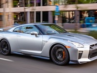 日産 GT-R に2019年モデル、最新コネクト搭載…米国で9万9990ドルから 画像