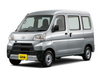 トヨタ ピクシス バン、MT車に歩行者検知対応の衝突回避支援システムを搭載 画像