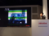 【東京ショー2001速報】いすゞとGMの提携は30年---販売・生産で一層の連携 画像