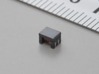 村田製作所、車載向け高速LAN規格1000BASE-T1に対応したコモンモード・チョークコイルを製品化 画像