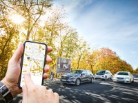 BMWとダイムラー、モビリティサービス事業を合併 2019年1月末までに手続き完了へ 画像