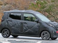日産 デイズ/三菱 eKワゴン 新型、開発テストを目撃…EVは航続280km? 画像
