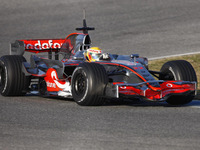 マクラーレン、MP4-23 が初走行 画像