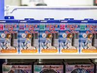 ミニバンがより使いやすく！レイブリックが電動スライドドアを足で開閉できるセンサー発売…東京オートサロン2019 画像